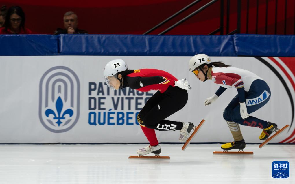 在加拿大蒙, 决赛中
